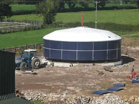 Steel tank errection; The second stage of the steel tank errection. 
